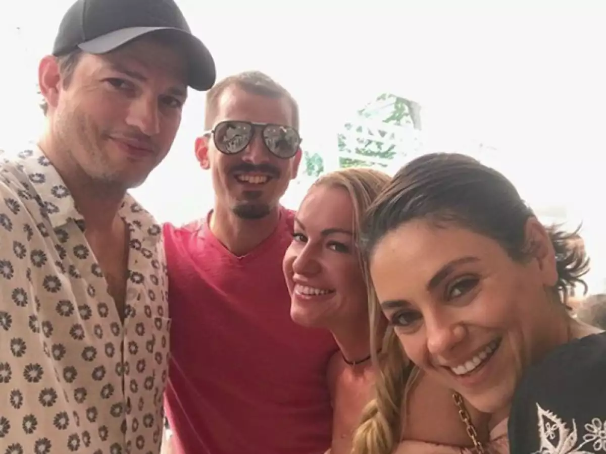 Ashton Kutcher Mila Kunis