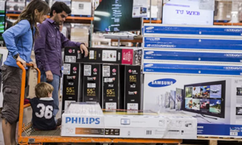 Para participar se debe hacer una compra mínima de 250 pesos con tarjeta de crédito o débito. (Foto: Jesús Almazán)