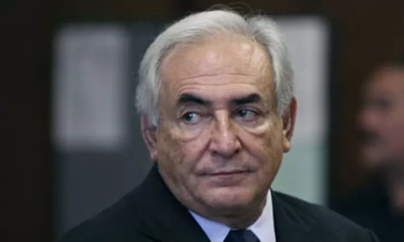 Los abogados de Strauss-Kahn discuten con los fiscales desestimar los cargos de felonía. (Foto: Reuters)