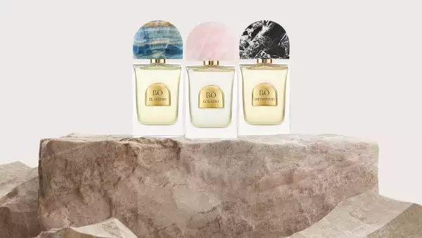 tres perfumes sobre una roca de House of Bō