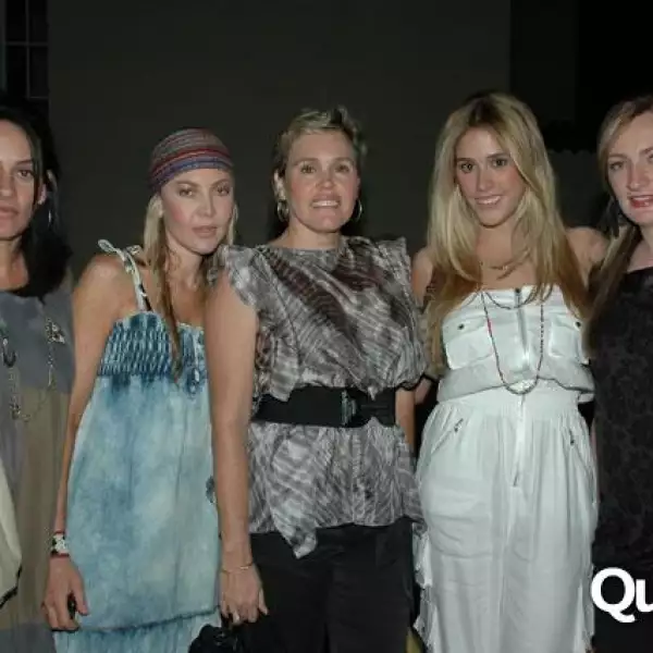 Exposición Amores mudos de Mónica Escutia