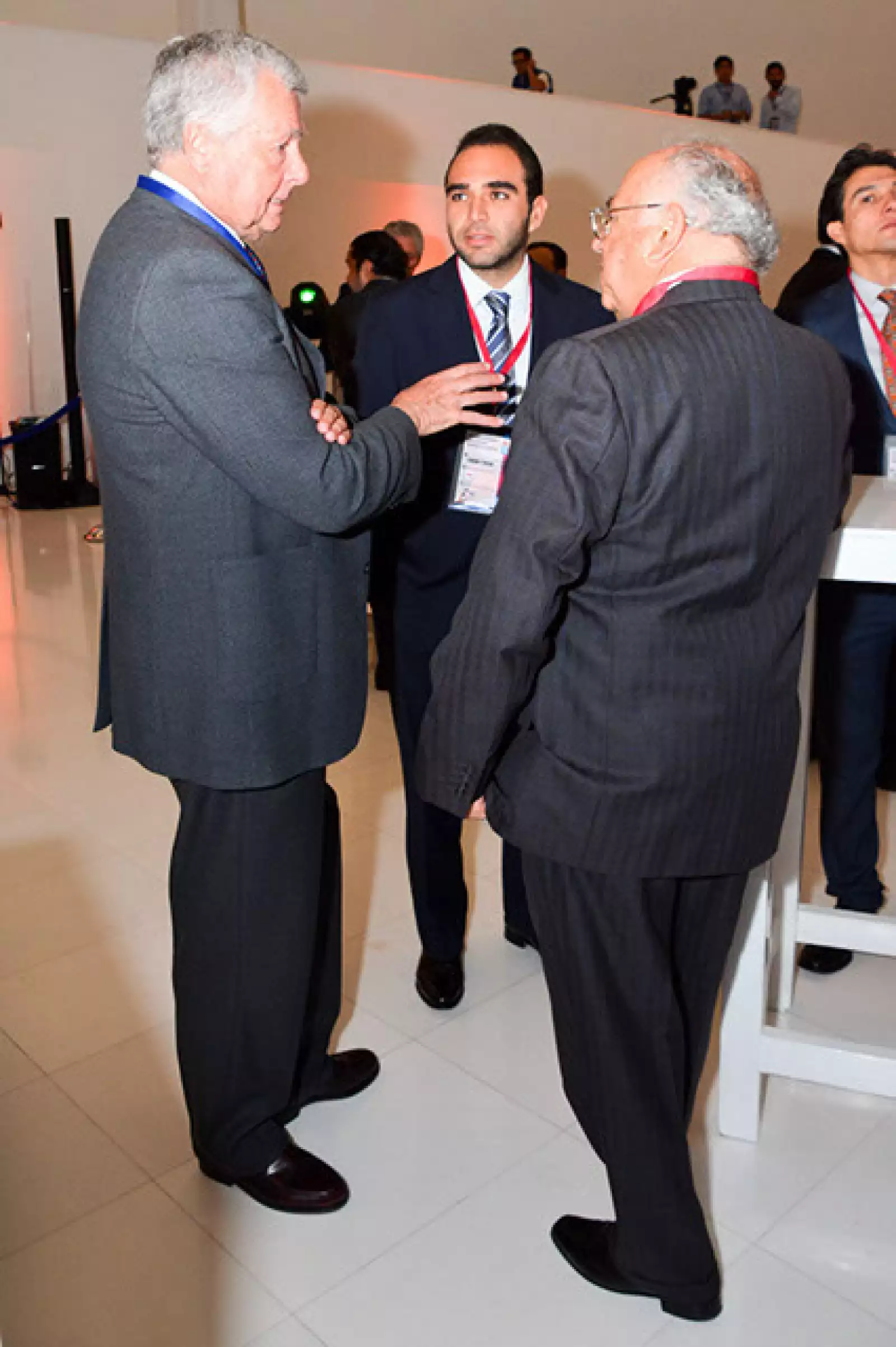 Michel Jourdan,Yusif Abed y Julián Abed.