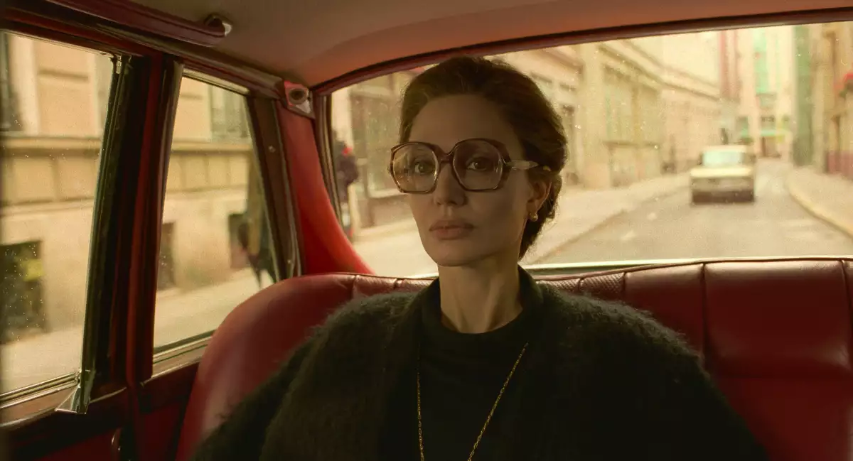 angelina jolie maria calles