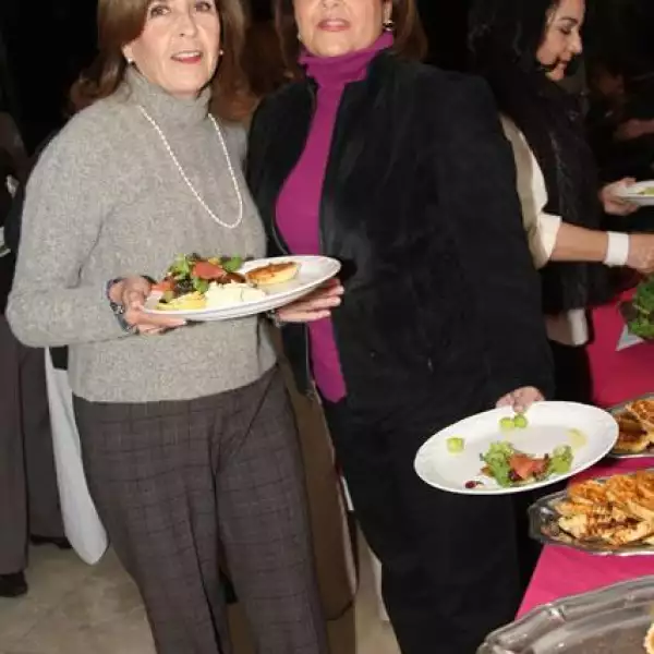 Margarita Camarena,Pilar Solana