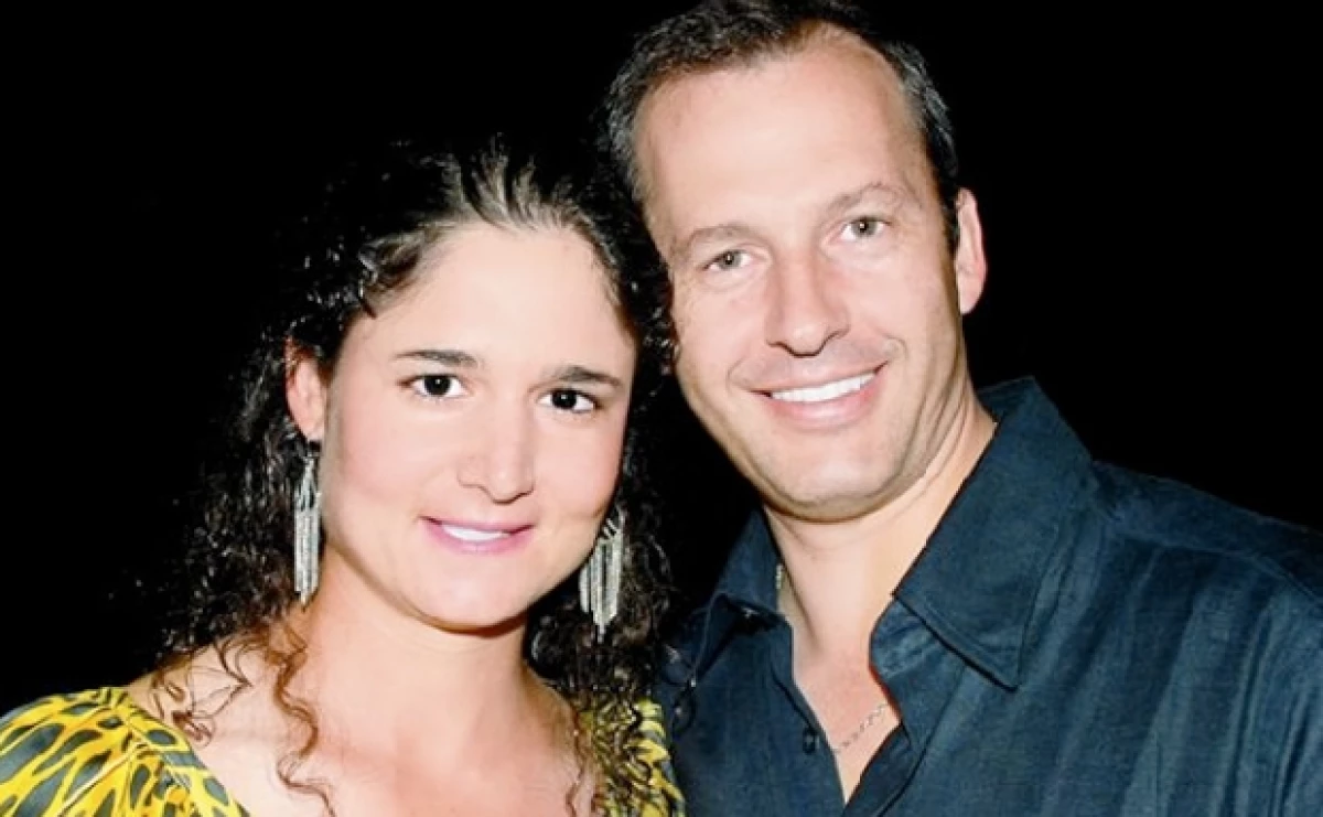 La ex golfista tapatía espera su primer bebé. Ella y su esposo Andrés Conesa están felices.