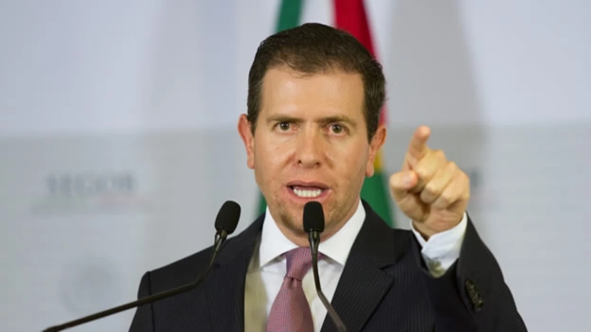 El comisionado para la seguridad en Michoacán Alfredo Castillo al informar sobre los muertos y detenidos por hechos ocurridos este martes