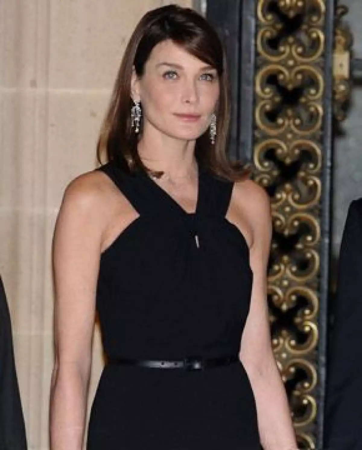 Bruni atrapó las miradas de los asistentes.