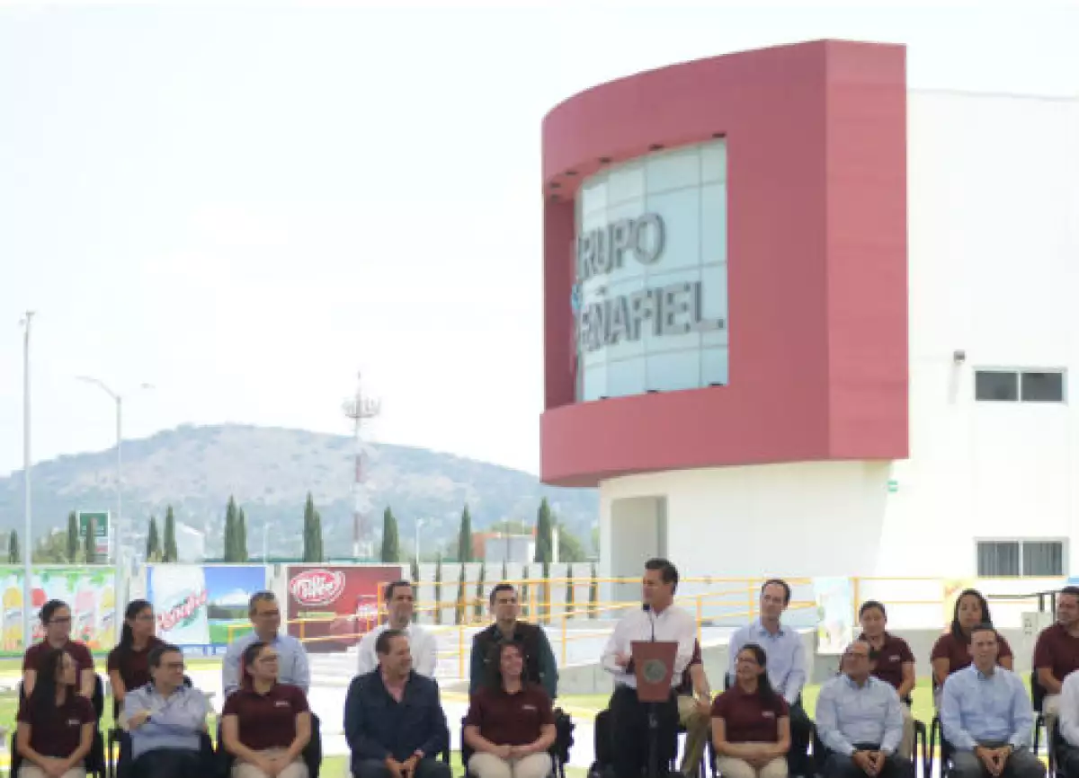 Nueva planta de Pe�afiel inauguraci�n