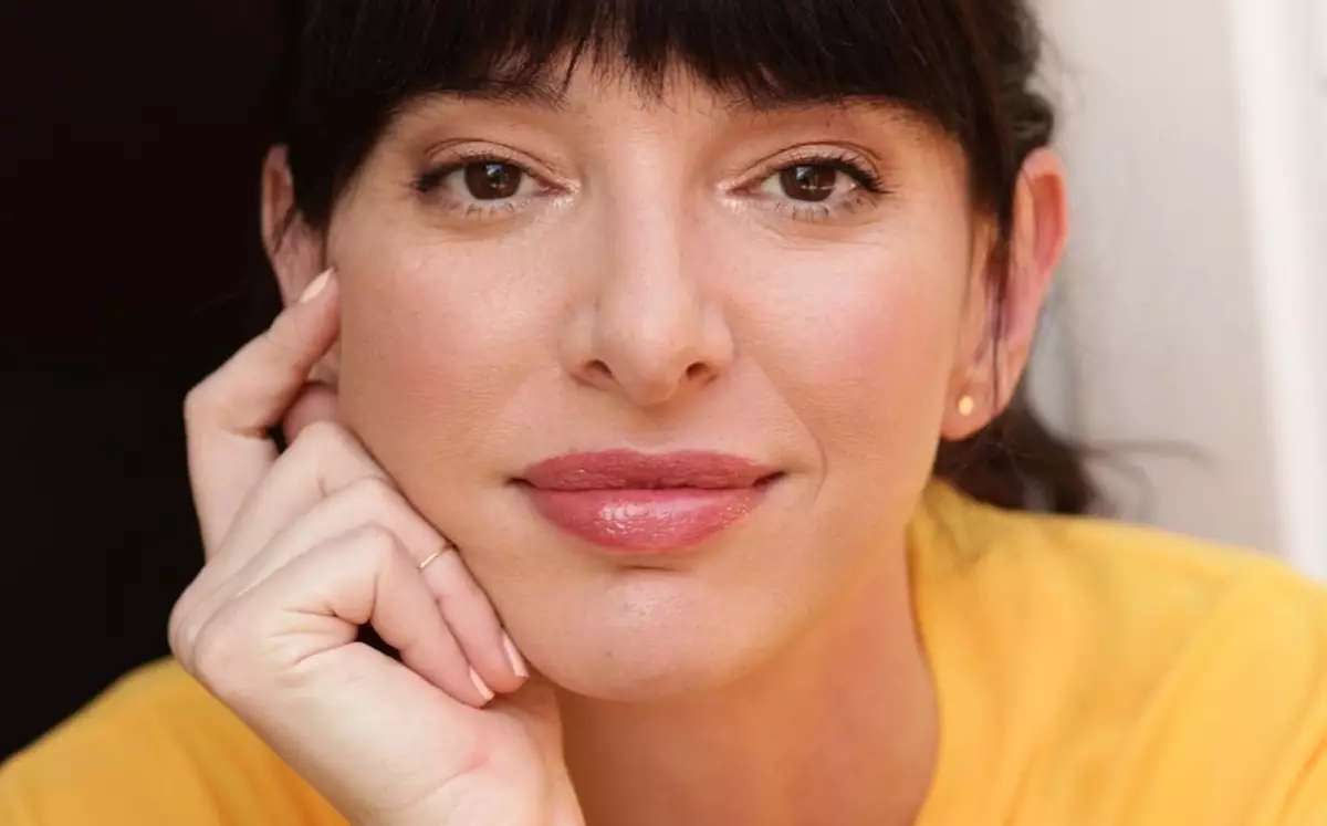 Lindsey Pearlman
