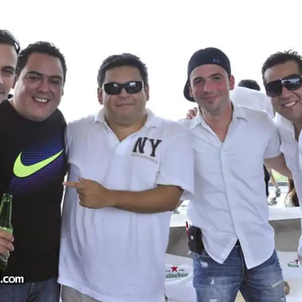 Ari,Carlos Martínez,Fernando Guajardo,Jair Ramos,Aldo Ramírez