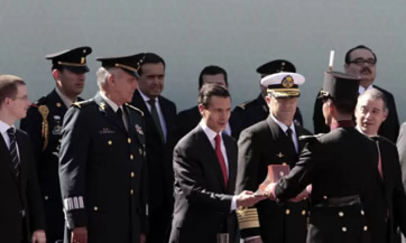 El presidente Enrique Peña Nieto encabezó este domingo el 101 Aniversario de la Marcha de la Lealtad. (Foto: Notimex)