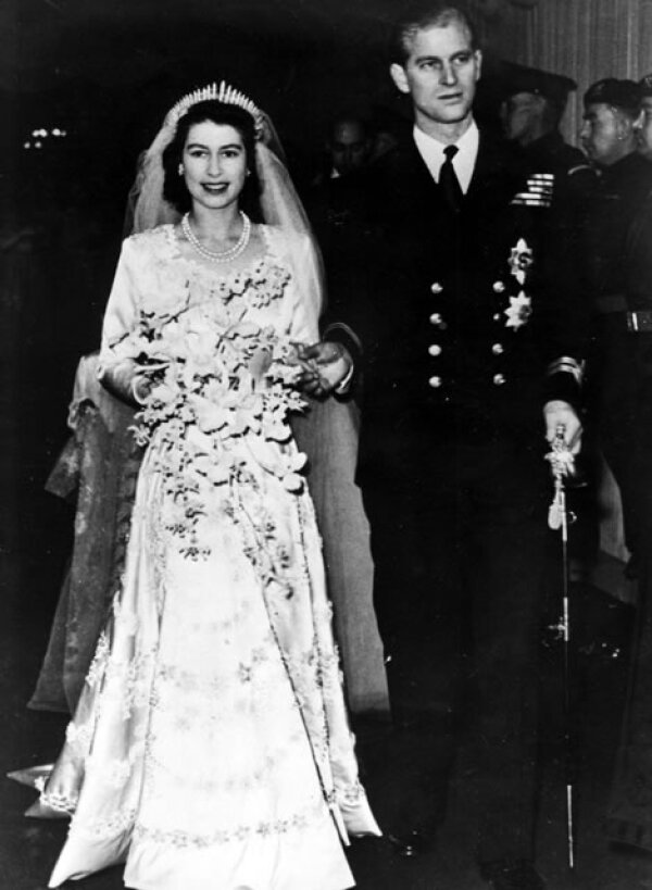 La Historia Del Vestido Que La Princesa Beatriz Uso En Su Boda Y Que Pertenecio A La Reina Isabel