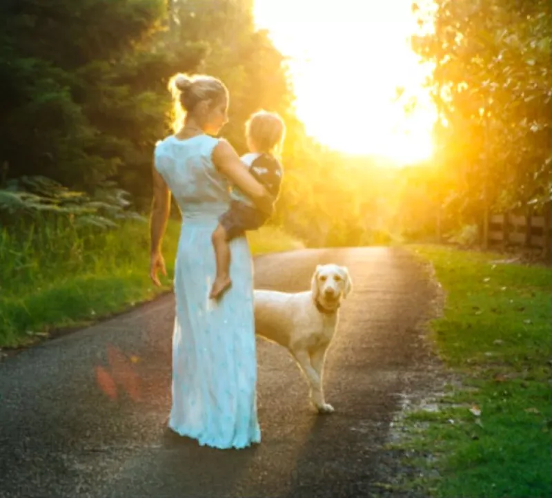 Aunque todavía falta un mes para el Día de las Madres, la actriz se puso reflexiva y compartió a sus miles de seguidores el amor que tiene por sus hijos.