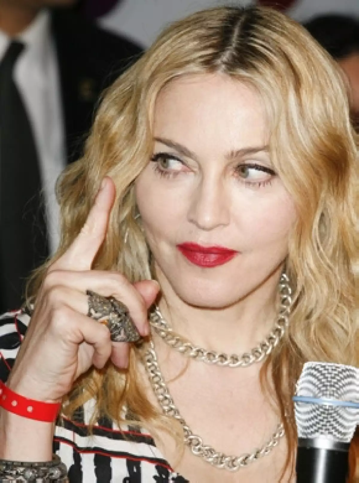 La cantante es investigada por el gobierno estadounidense por irregularidades en el manejo de las finanzas de una de sus organizaciones caritativas.