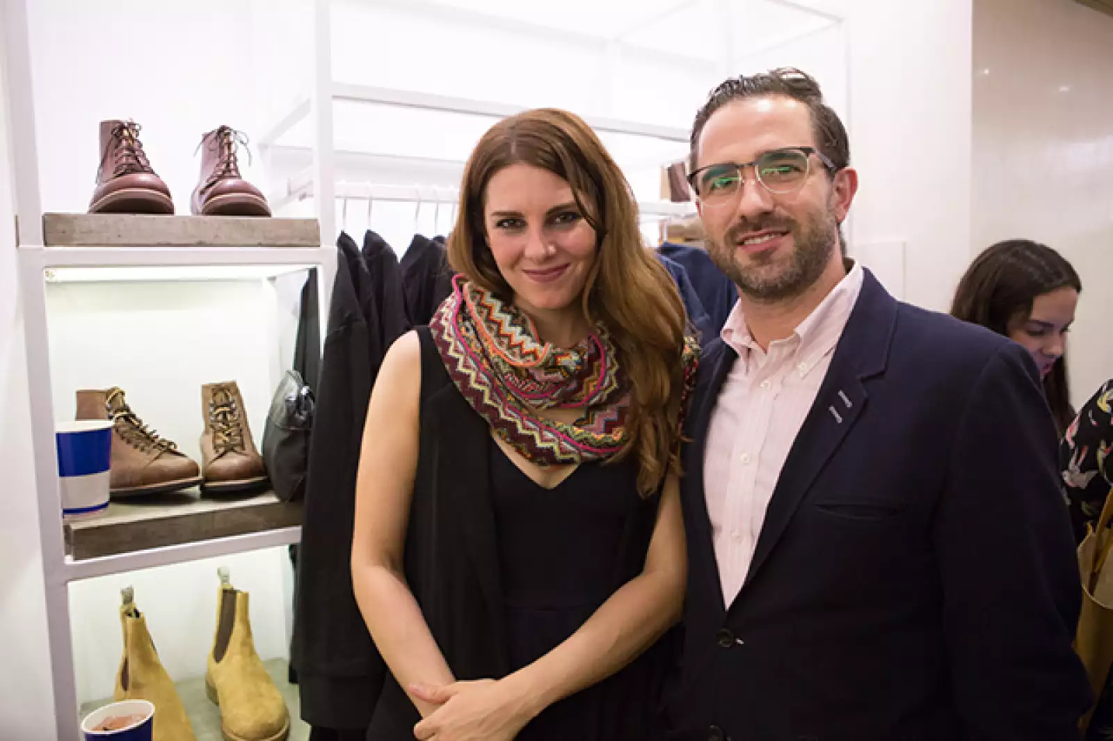 Apertura de la primera tienda de su marca "Prima Volta" de Anuar Layon