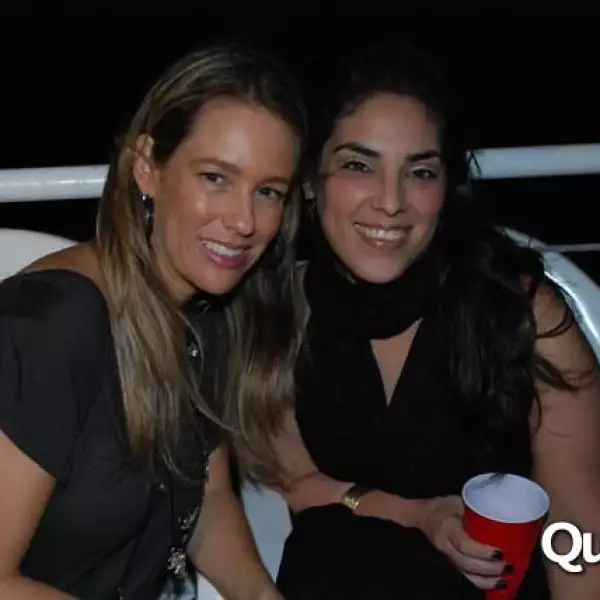 Fiesta en yate de Marcos Constandse