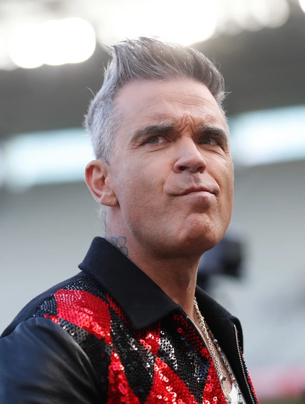 Robbie Williams promete hablar de todo en el documental que prepara con Netflix