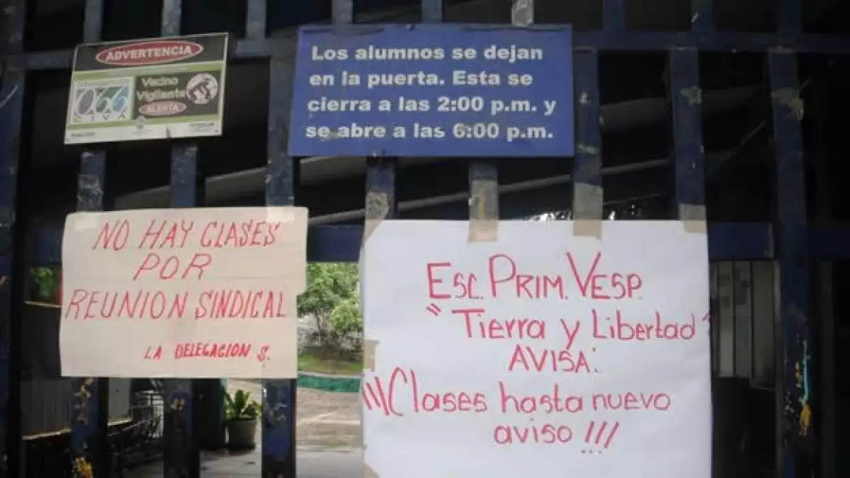 escuela Acapulco cierre