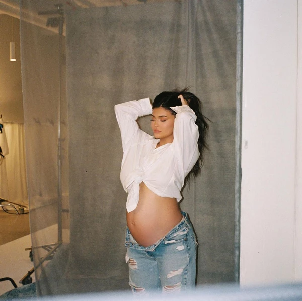 kylie jenner reina instagram record mujer 300 millones seguidores