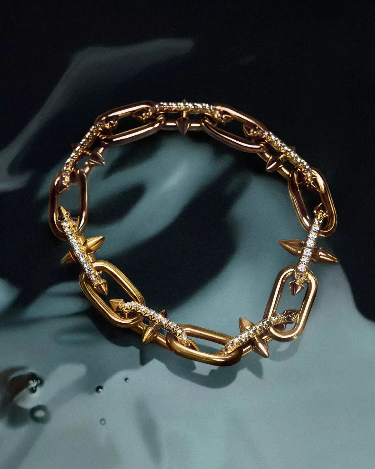 Tiffany presenta Tiffany Titan de Pharrell Williams