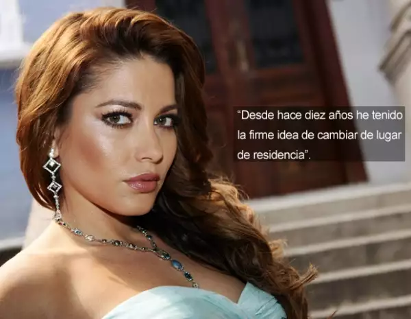 Adriana también fue parte de la obra `AventureraÂ´ donde las actrices demuestran sus dotes en canto y baile.