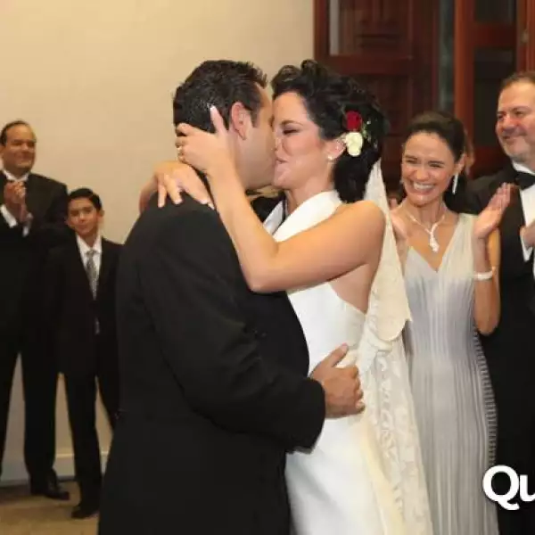 Guillermo Ochoa y Danielle Dithurbide