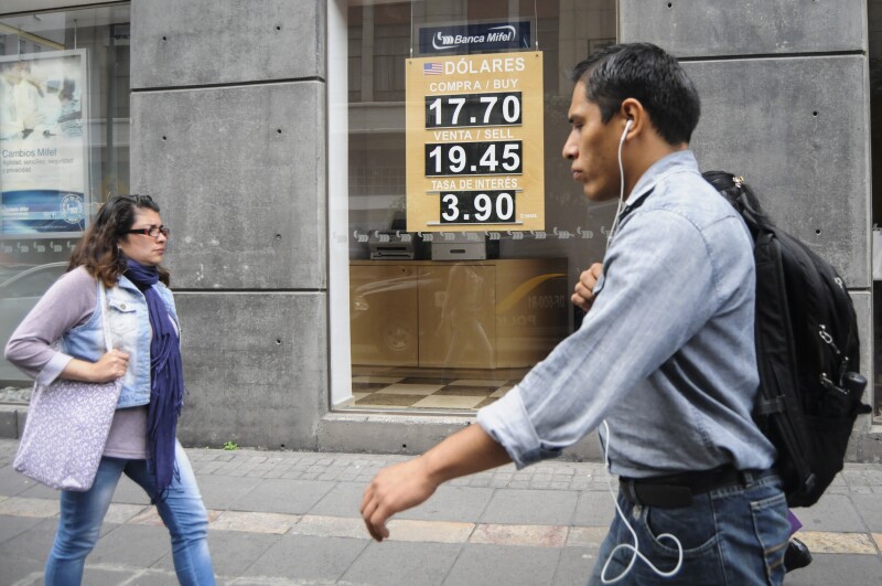 Golpes al peso