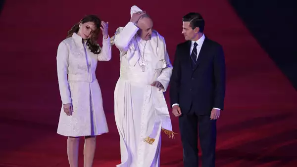 Pope Francis Arrives to Mexico
