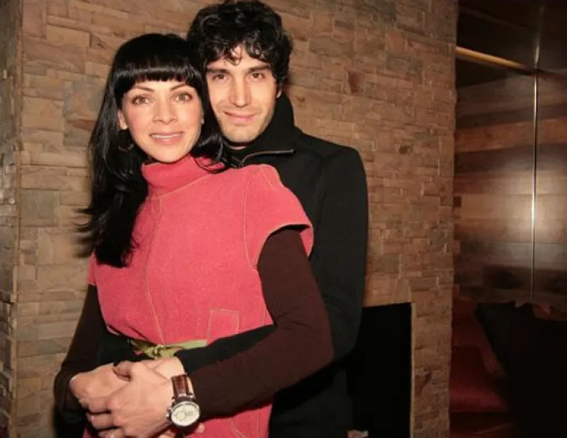 La esposa del cantante Benny Ibarra nos platicó qué es lo que no puede faltar a la hora de comer en su hogar, lo que le ha ayudado a tener una familia muy saludable y feliz.