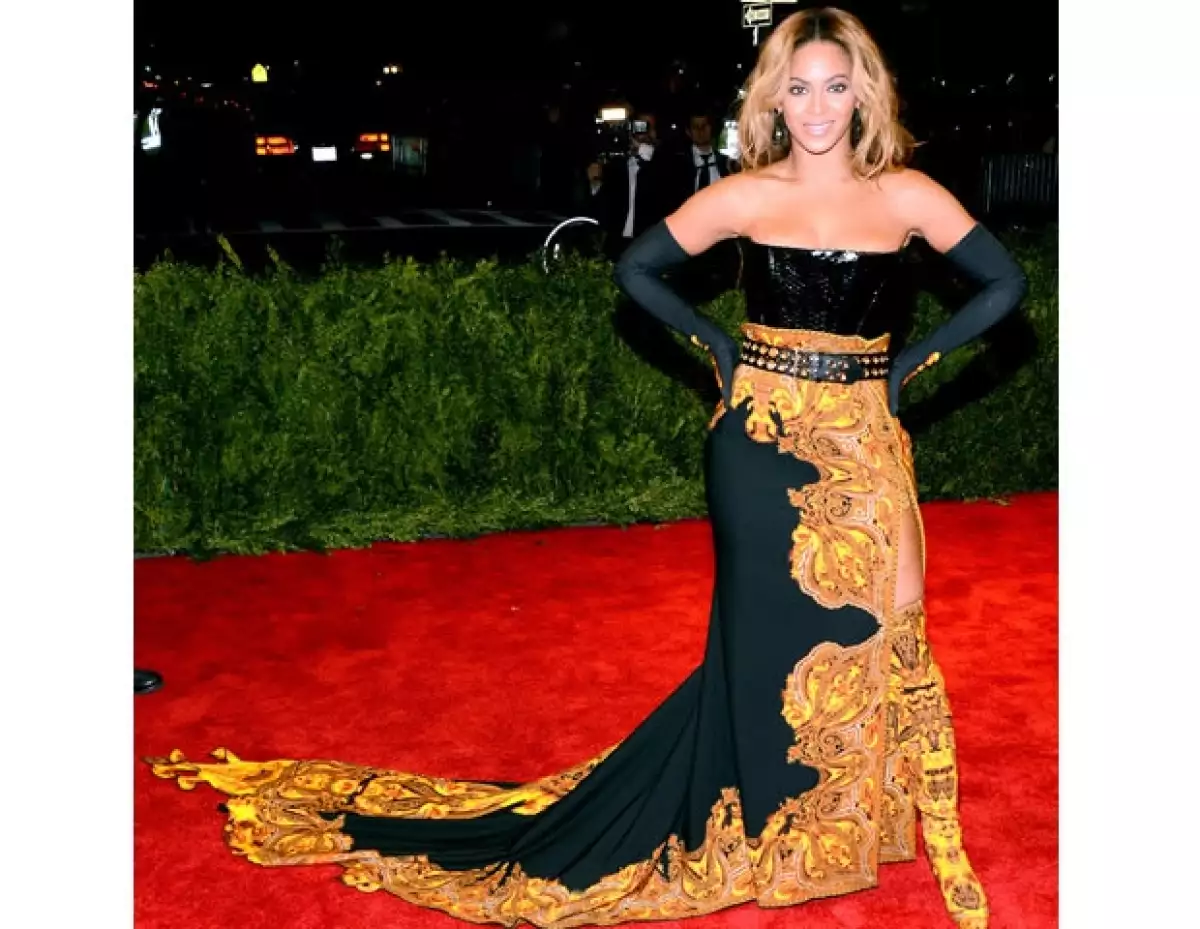 Estamos en vísperas del Met Gala y con grandes expectativas de las sorpresas que habrá este año. Aquí algunos detalles que te podrán interesar para estar preparado.