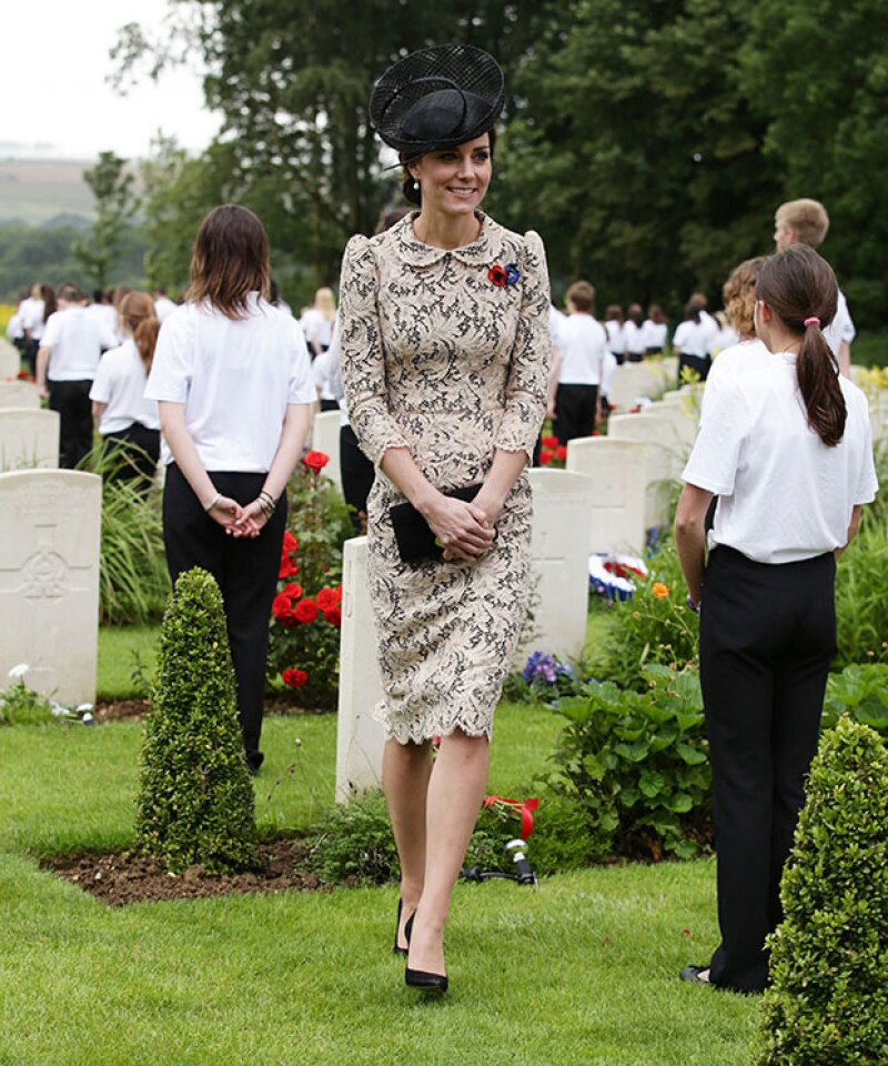 Esta es la primera vez que Kate se deja de ver con este vestido de encaje.