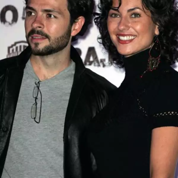 Esta fue la última imagen de Bárbara Mori y Josemaría Torre juntos en un evento, fue el 15 de octubre en la premire de la cinta Bajo la sal. Cerca de dos meses después salió a la luz que los tres años de noviazgo de la pareja había llegado a su fin.