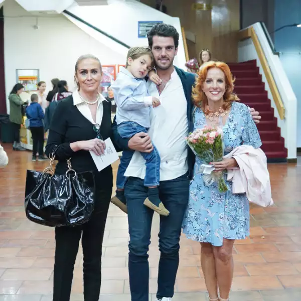 QUILETSDANCESTUDIOHA 01.jpg