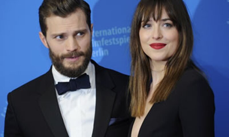 La película Cincuenta sombras de Grey tuvo un presupuesto de producción de 40 mdd. (Foto: Reuters )