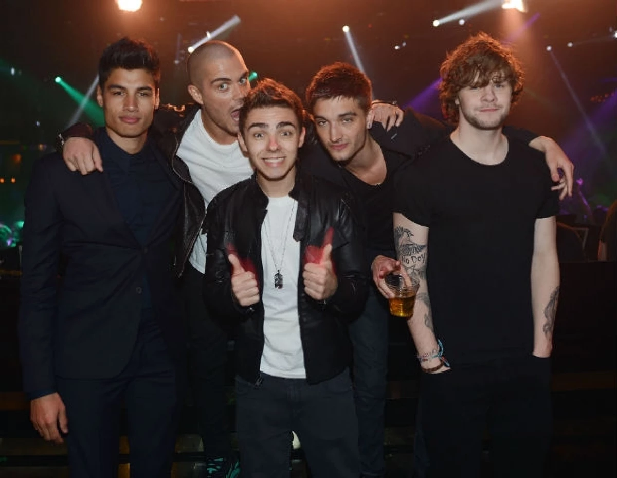 El quinteto británico-irlandés se presentó en el Palacio de los Deportes ante más de 10 mil asistentes.