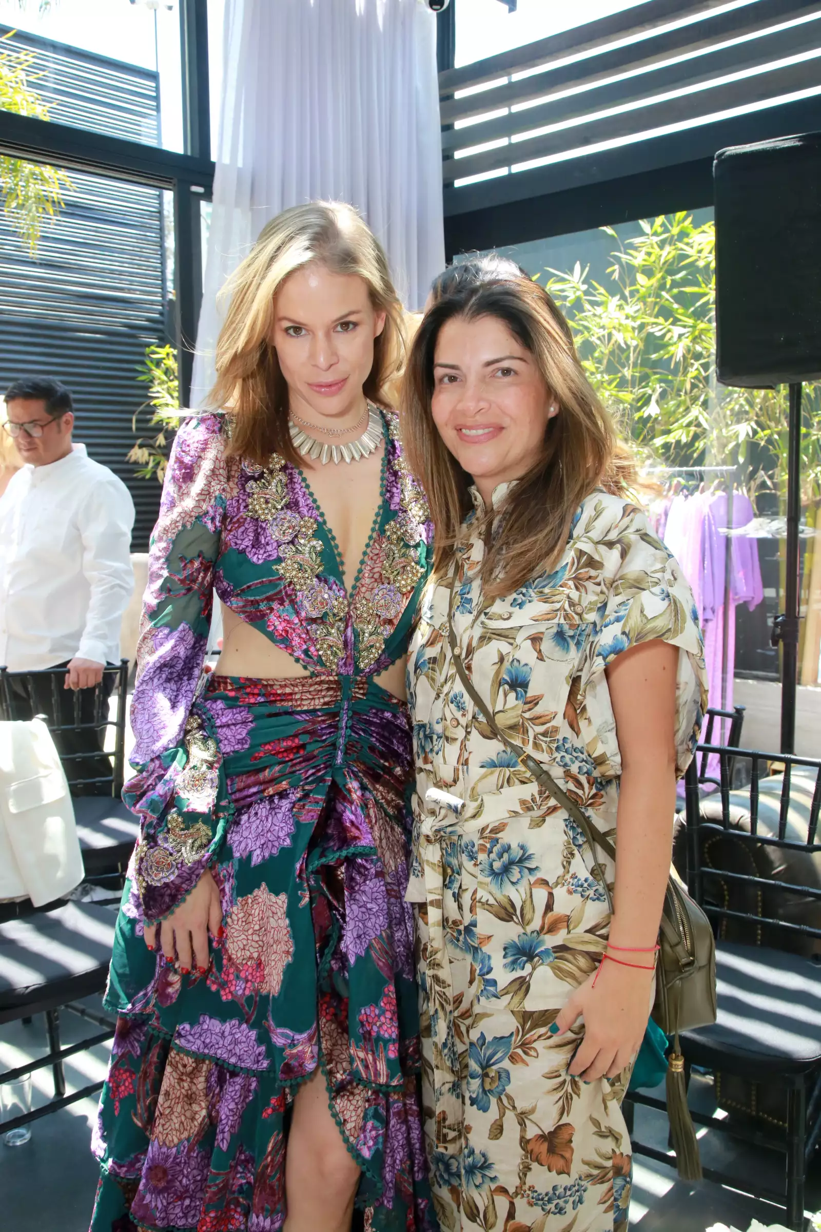 HILDA CALDERON DESFILE