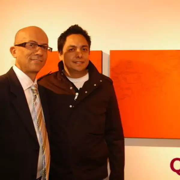 Oscar Román, Victor Hugo Reyes