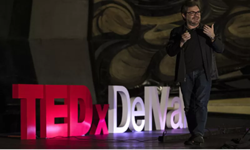 Eduardo Caccia, experto en neuromarketing, dijo que las buenas preguntas abren puertas. (Foto: Jesús Almazán)