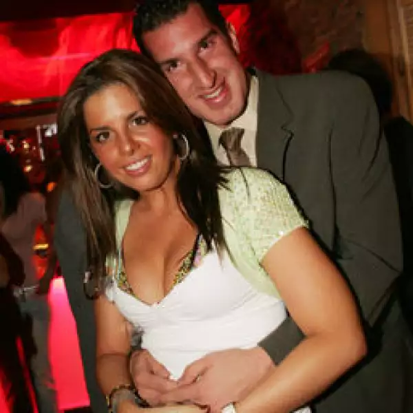 Anabell González, Simón Atri