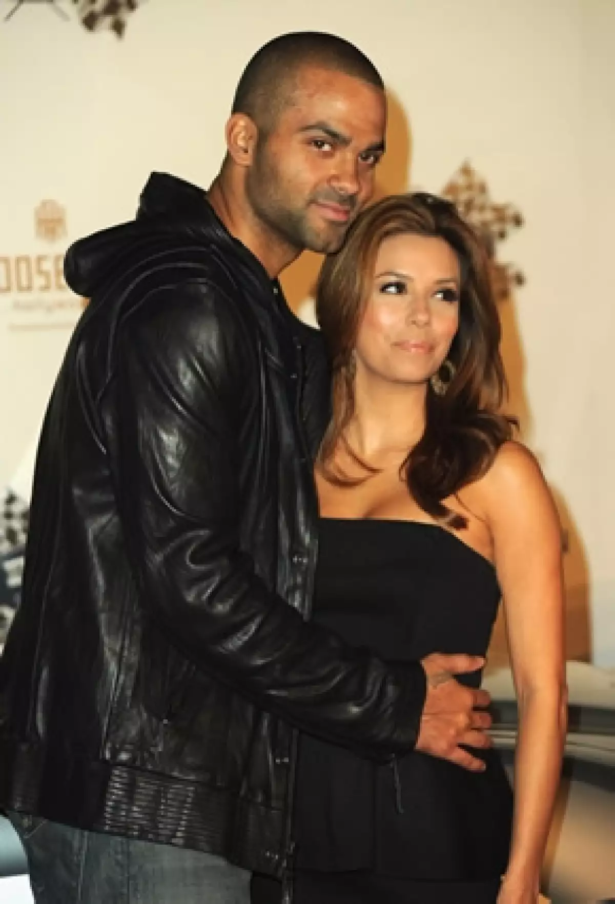 Hace cuatro años fue su divorcio y ahora el basquetbolista ha iniciado una nueva etapa al lado de la periodista Axelle Francine.
