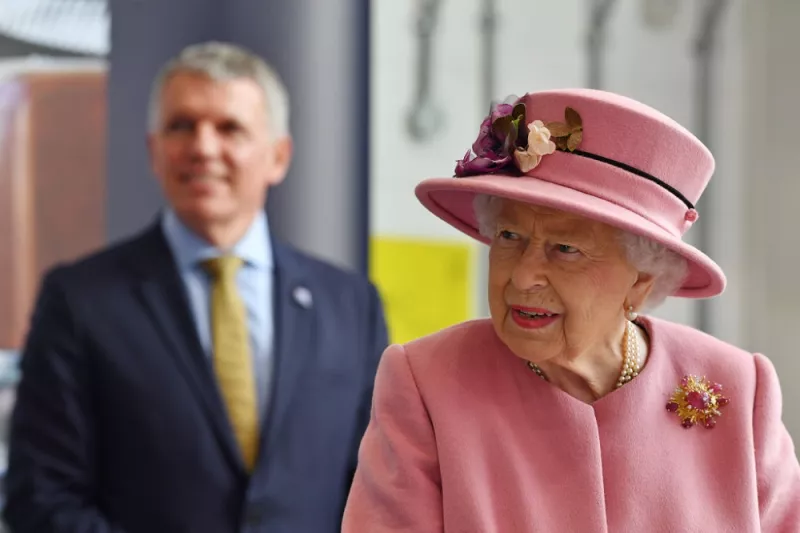 Reina Isabel II