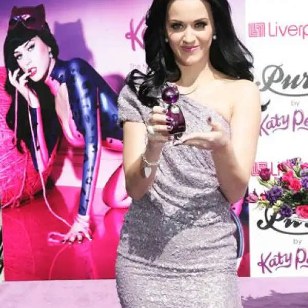 Katy Perry,en conferencia de prensa
