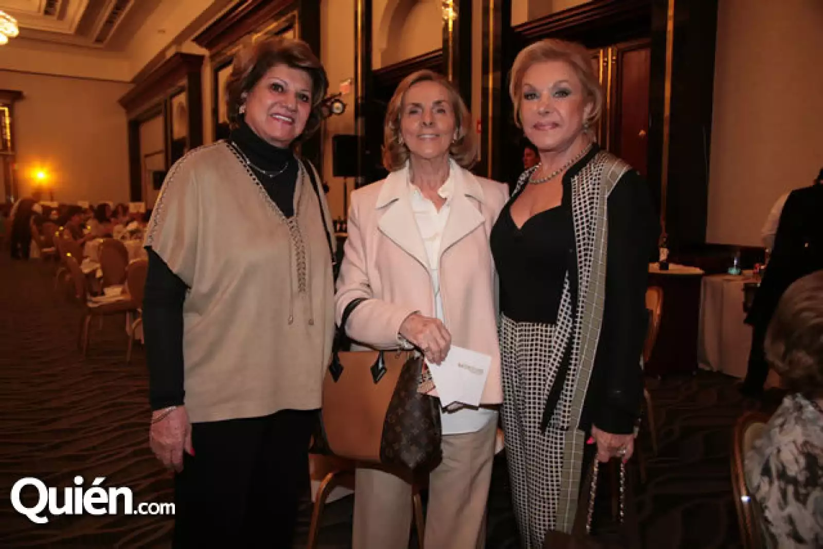 Norma Patjane,Julieta Aziz,Tony Checa