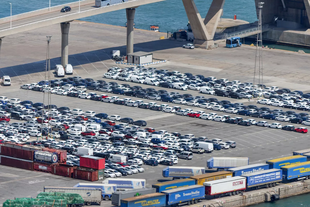 Modern container terminal