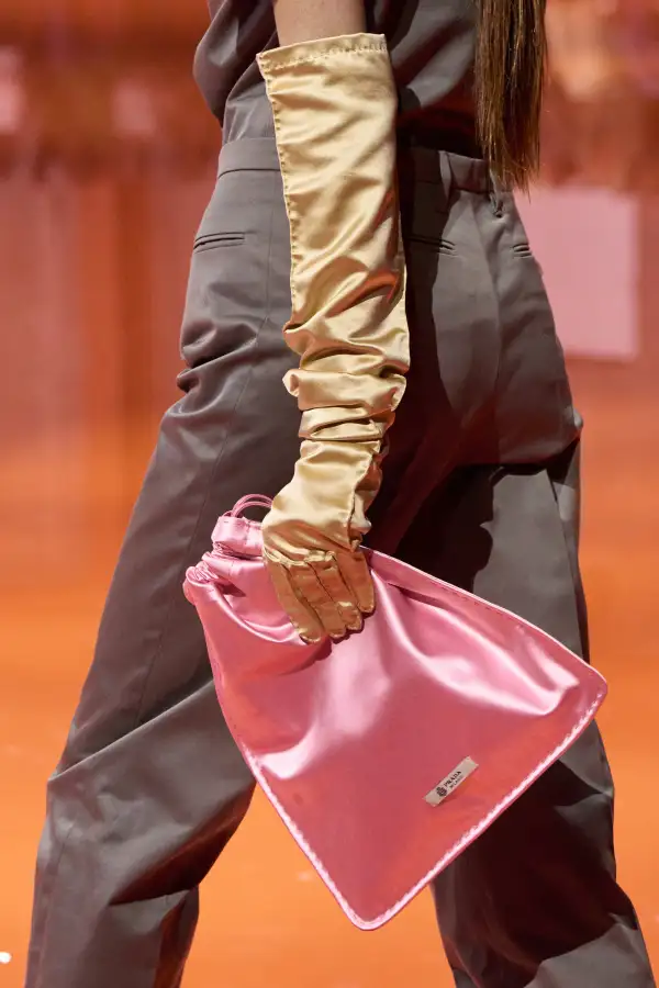 Prada clp S26 084.jpg