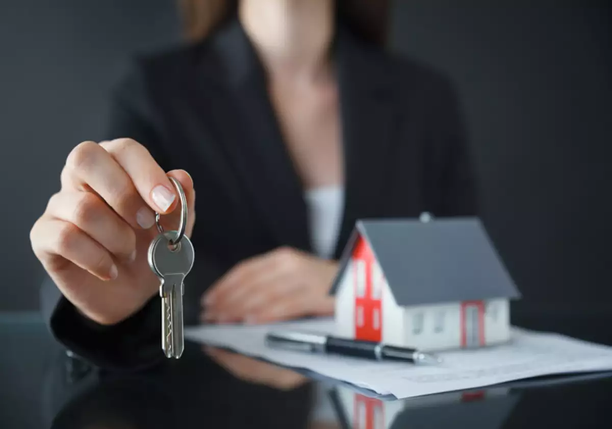 agente inmobiliario