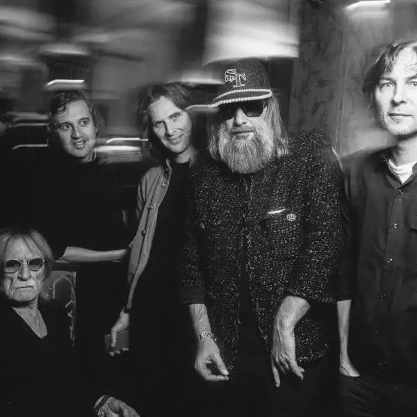 28_Thomas_MARS_Deck_D_ARCY_Christian_MAZZALAI_Christophe_Sebastien_TELLIER_CHANEL_28.jpg