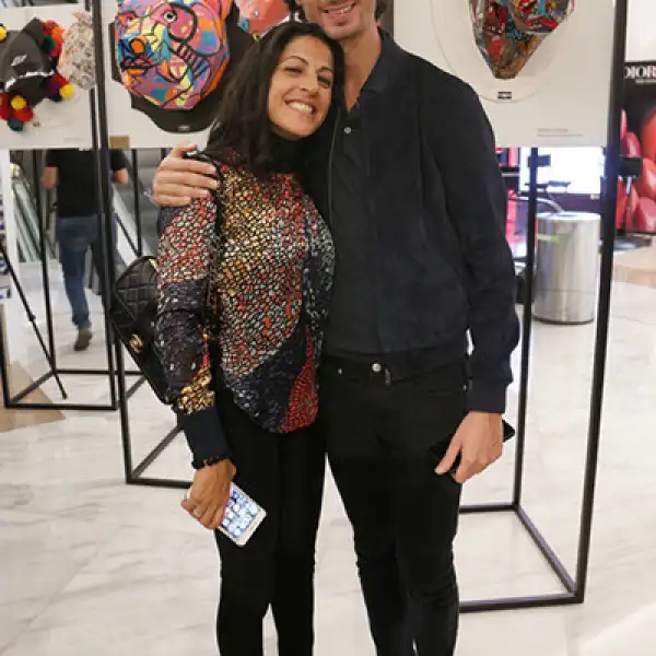 Becky Cohen y Kris Goyri