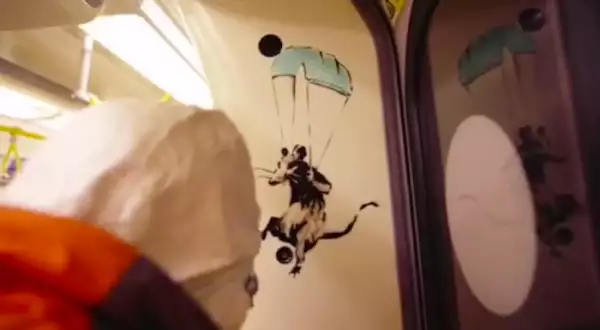 banksy-metro-londres-cubre-bocas