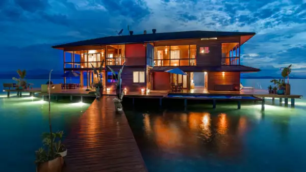 Si estas buscando el paraíso, conoce esta villa privada ubicada en la isla Bocas del Toro, Panamá.
